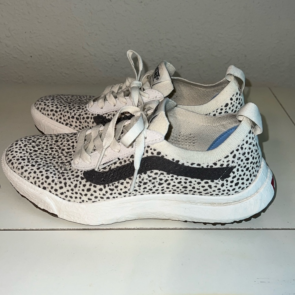 Vans Ultrarange Women’s Shoes